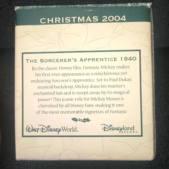 Disney Christmas Through The Years Mug (5th Out Of A Series Of 5) - Picture 8 of 8